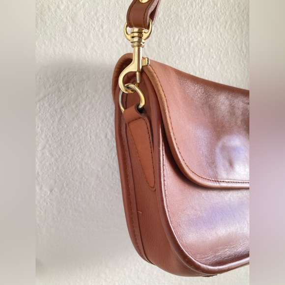 Classic Caramel Leather Crossbody Bag by Hunt Club - Picture 4 of 13